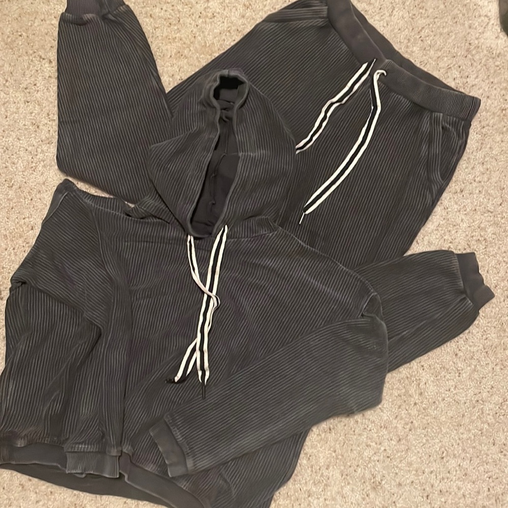 Aerie lounge set xsmall